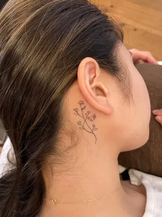 井上 歩美のヘアスタイル