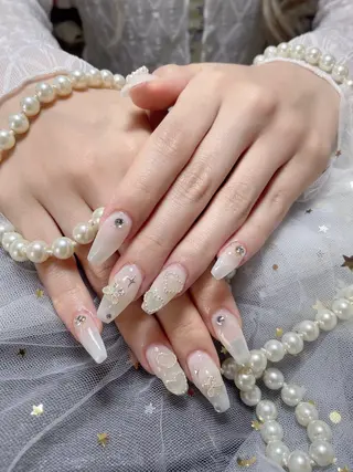 ネイル ゆゆ 🌻ひまわりサロンのネイルデザイン