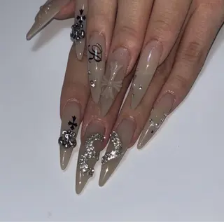 ネイル Yay /y2k・個性派のネイルデザイン