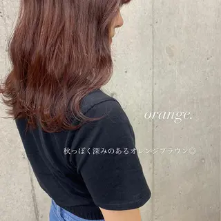 セミロング カラー オリーブ/アッシュ やわらか透明感カラーのヘアスタイル