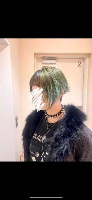 ショート 🌻【個性派ヘア】 SAKAKI🌻のヘアスタイル