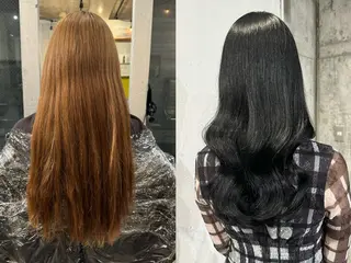 ロング ブリーチカラー/ブロ ンドレイヤーカットのヘアスタイル