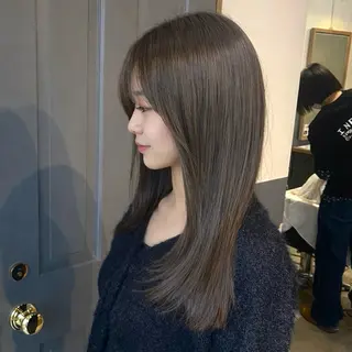 セミロング カラー lolonois / aikuのヘアスタイル