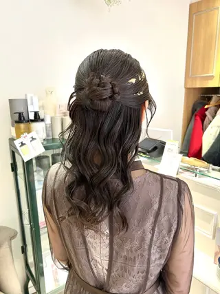 ロング カラー ヘアアレンジ 吉水 彩乃 /ボブ/艶感カラーのヘアスタイル