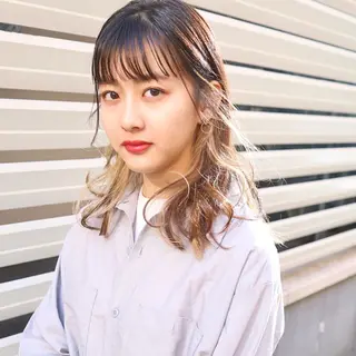 ミディアム カラー ヘアアレンジ トレンドヘア🩶 艶髪🩶yoshiのヘアスタイル