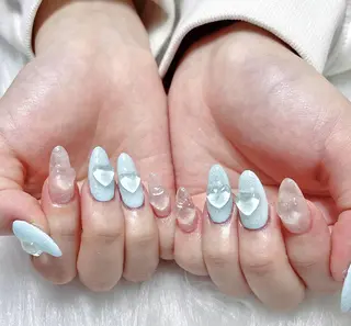 ネイル yui 💜のネイルデザイン