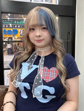 ロング 【ハイトーンカラー】 mizukiのヘアスタイル