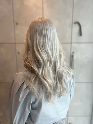 ロング カラー ヘアアレンジ 🌈インナーカラー ‘ショウマ’🌈のヘアスタイル