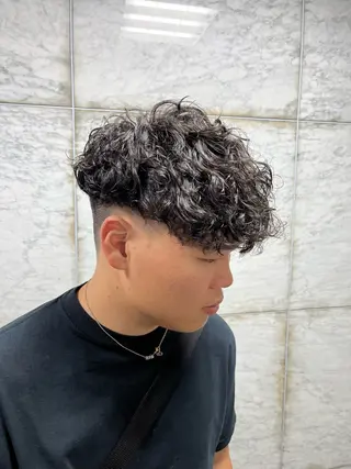 パーマ メンズ フェザーパーマメンズ ツイスパ京都駅前のヘアスタイル