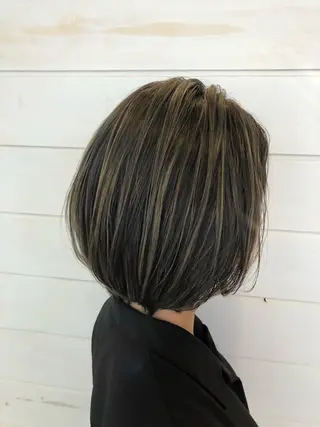 ミディアム カラー 東恩納 誠のヘアスタイル