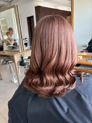 セミロング 西村 歩真のヘアスタイル