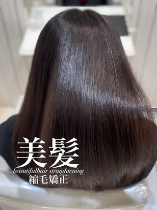 セミロング 【美髪特化・ 髪質改善】　古橋 晃のヘアスタイル