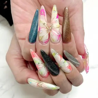ネイル ❤️💛REBEST 京橋 nailのネイルデザイン
