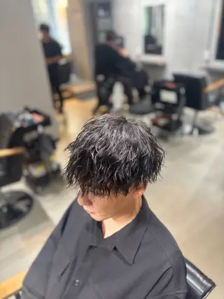 パーマ メンズ メンズ特化 ulus高森蓮のヘアスタイル