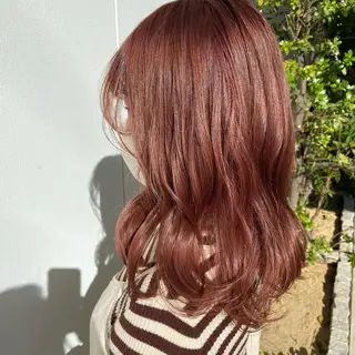 ロング 鈴木 琴乃のヘアスタイル