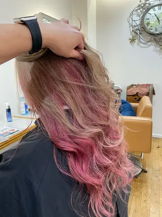 カラー ブリーチ毛矯正.髪質 改善.髪にドラマをのヘアスタイル