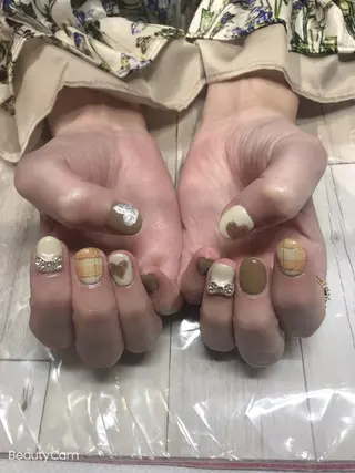ネイル ✨アン ミユ✨のネイルデザイン