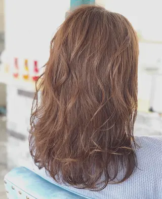 セミロング カラー パーマ Lee (李 勇喜)のヘアスタイル