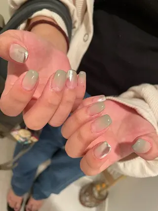 ネイル Atelier  Sii所属・Ami 🦥のネイルデザイン