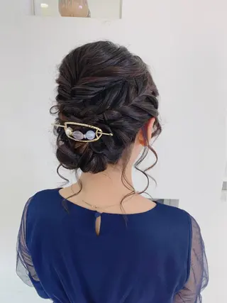 セミロング ヘアアレンジ 宮永 璃沙のヘアスタイル