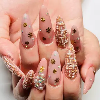 ネイル VOGUE ×SWANのネイルデザイン