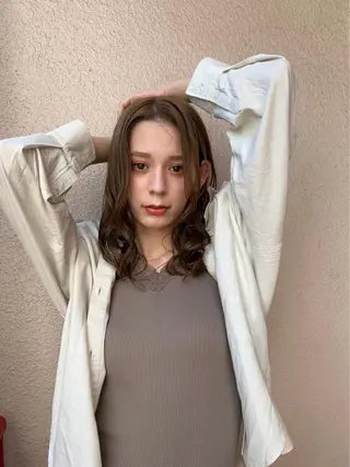 セミロング カラー ヘアアレンジ 新宿駅近♡友達とOK 🦋W -ワット -のヘアスタイル