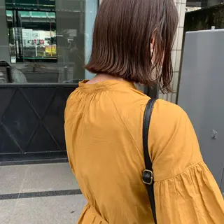 ミディアム カラー SAKINO. ベージュカラーのヘアスタイル