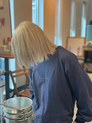 ショート カラー 💜ハイトーン💛 マジカルかいちゃんのヘアスタイル