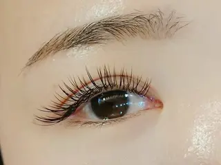 マツエク・マツパ Eyelashsalon Serina所属・アイラッシュサロン セリナ池袋西口店のマツエク・マツパデザイン
