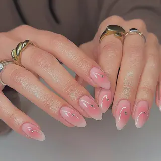 ネイル FuFu.Nail 2️⃣番のネイルデザイン