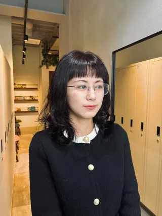 ミディアム 渡邊 百咲のヘアスタイル