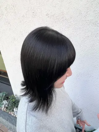 カラー 上村 音寧のヘアスタイル