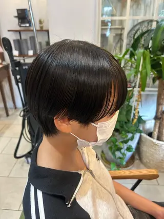 ショート 岩浪 志歩のヘアスタイル