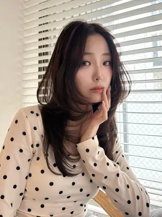 ロング 浦和/ハッシュカット /レイヤー/設樂彩乃のヘアスタイル