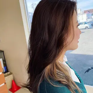 カラー 牧野 佳樹のヘアスタイル