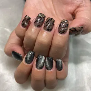 ミディアム カラー パーマ ヘアアレンジ メンズ キッズ ネイル マツエク・マツパ アイブロウ 今福鶴見ネイル 8(エイト)のネイルデザイン