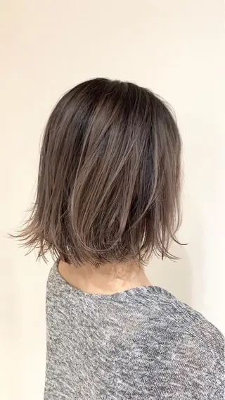 ミディアム カラー ヘアアレンジ 【公式】amble luxe池袋東口🩷のヘアスタイル