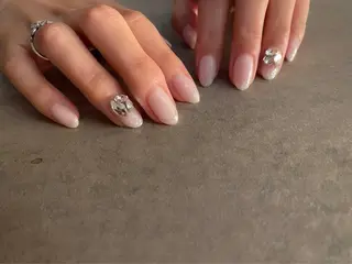 ネイル elu ：nail＆eyeのネイルデザイン