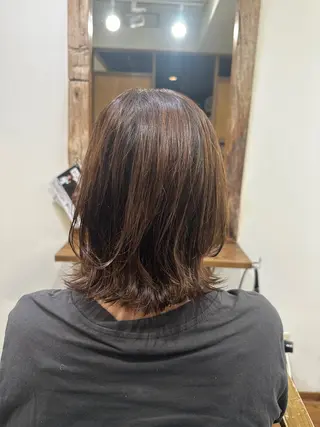 ミディアム 原田 梨乃のヘアスタイル