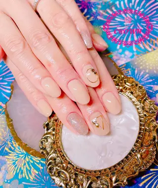 ネイル CROWN プライベートサロンのネイルデザイン