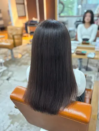 ロング 金子 千登のヘアスタイル