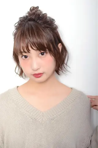 ミディアム カラー 榎園 由美のヘアスタイル