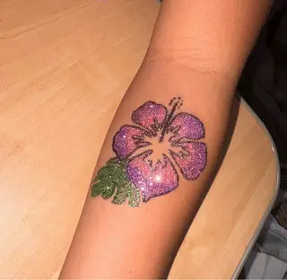 see love gritterのネイルデザイン