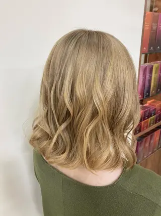 カラー SALOWIN栄 高須大貴のヘアスタイル