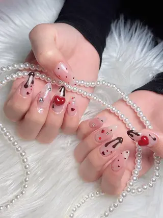 ネイル 💅ネイルハウス🏡 🎀TOMO🎀のネイルデザイン