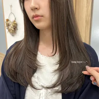 ロング カラー 柔らかオリーブ🌿 HIMARI🌻のヘアスタイル