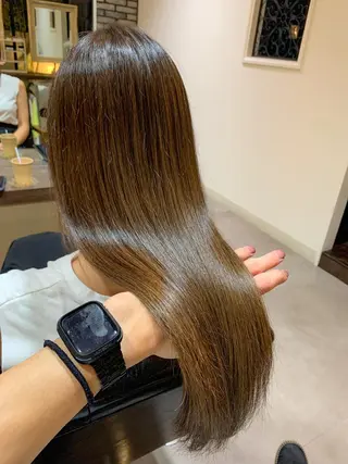 ロング カラー 地毛風ストレート/ 髪質改善/榎本流行のヘアスタイル