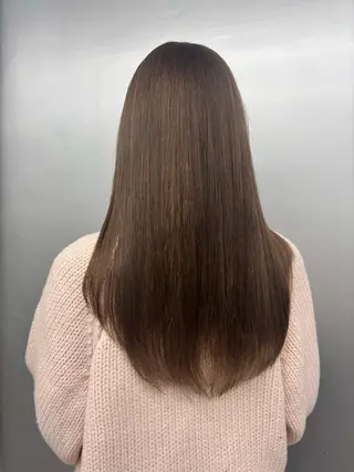 ミディアム カラー ベージュ/グレージュ 🧸あやか/表参道のヘアスタイル