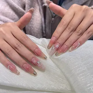 ネイル Yuri ユリのネイルデザイン