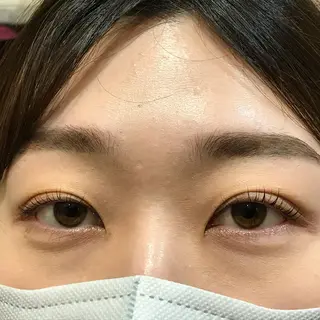 マツエク・マツパ 三澤 朱里の眉毛・アイブロウイメージ